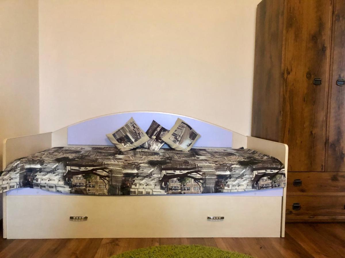 Соборная Апартаменты Kamjanets-Podilskyj Exteriör bild